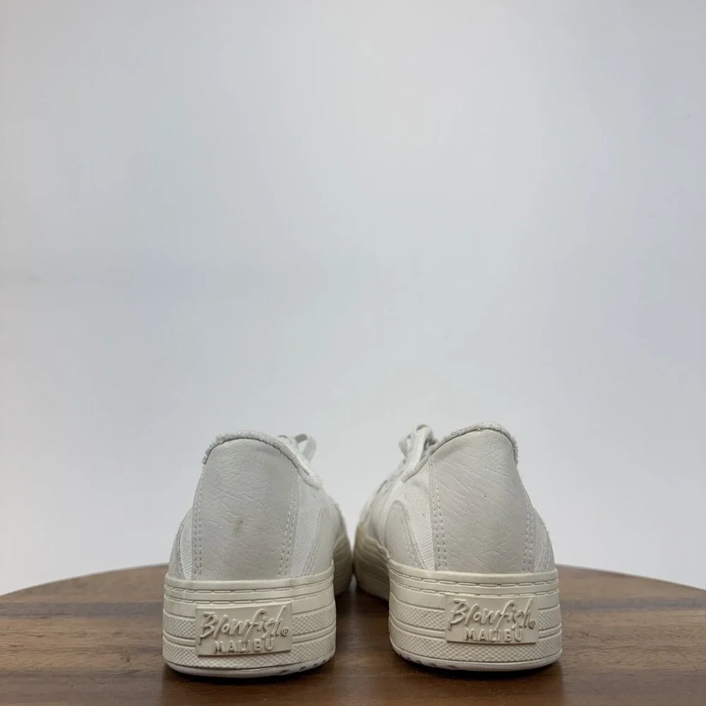 New Womens Blowfish Malibu Super Smile White Patchwork Platfrom Sneakers Size 9‎